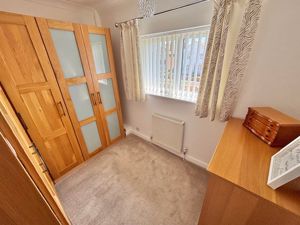 Bedroom- click for photo gallery